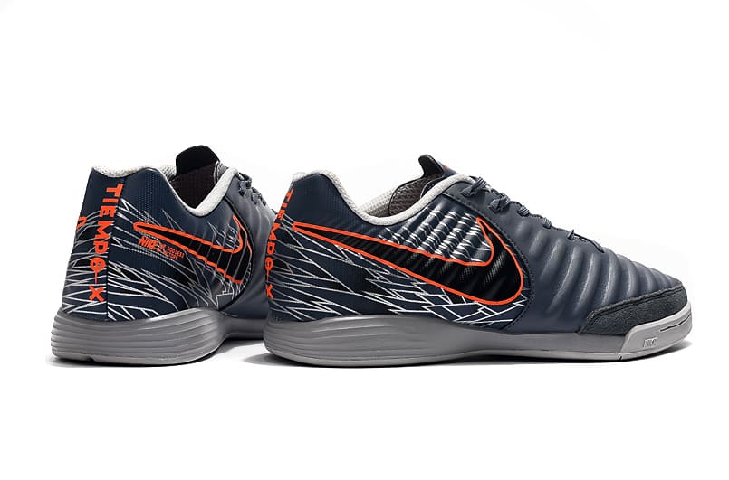 Chuteira Nike Tiempo Ligera IV Est.3 - Futsal